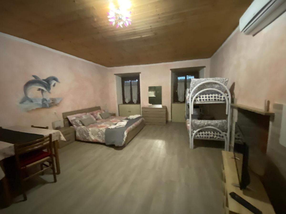 Apartments Il Delfino Aoste Extérieur photo