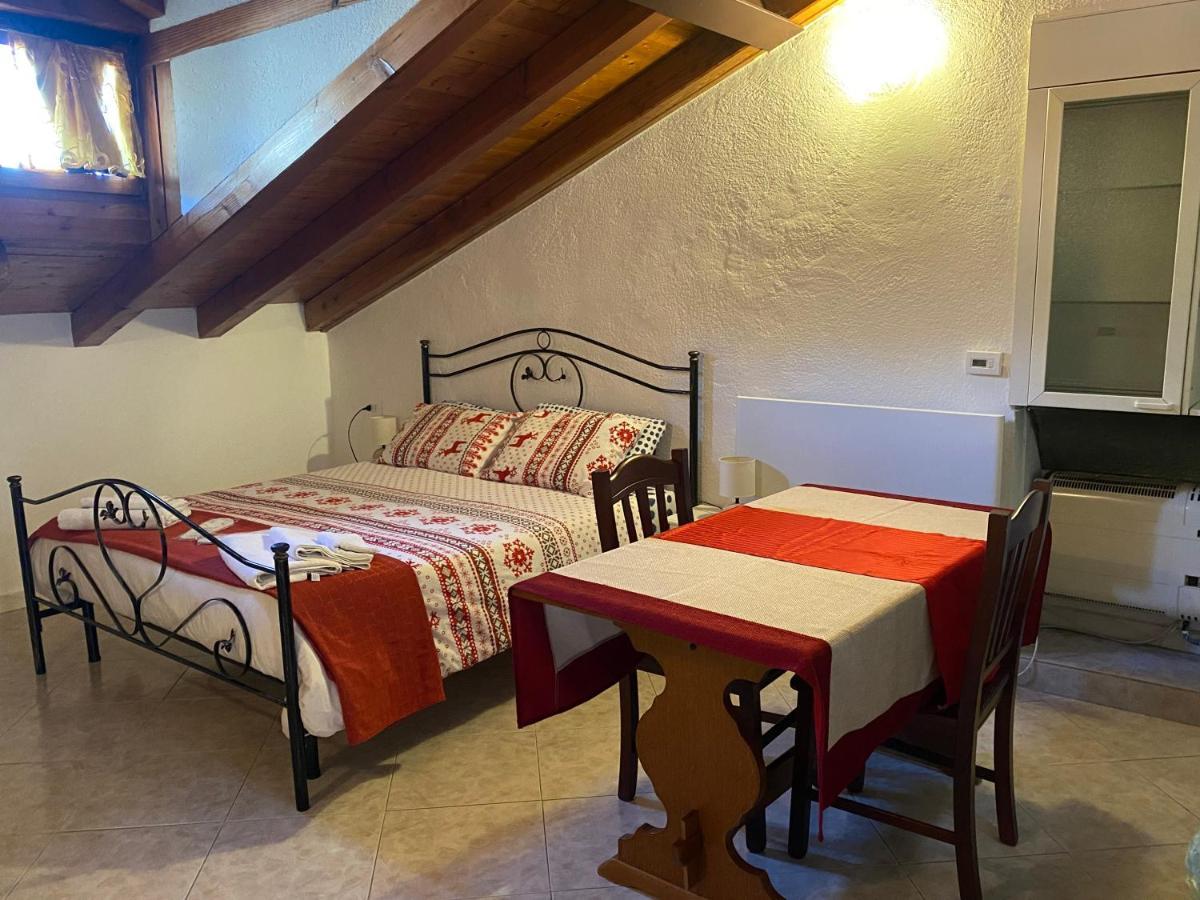 Apartments Il Delfino Aoste Extérieur photo