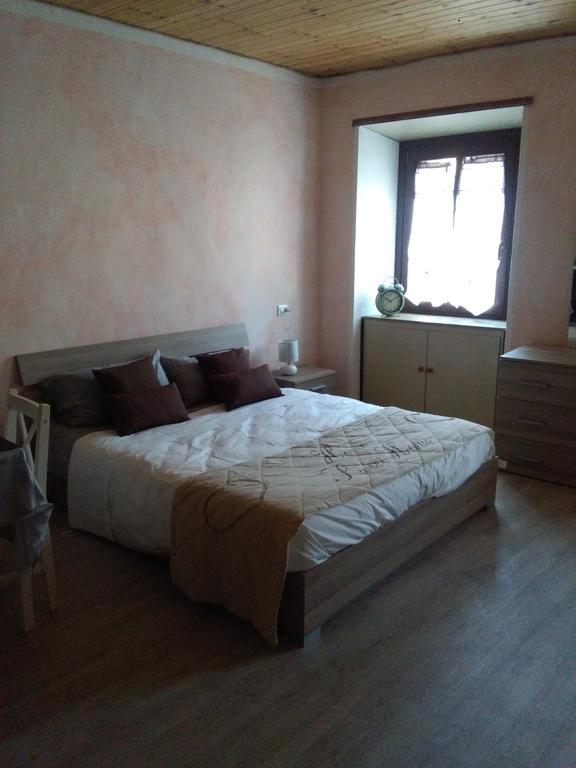Apartments Il Delfino Aoste Extérieur photo