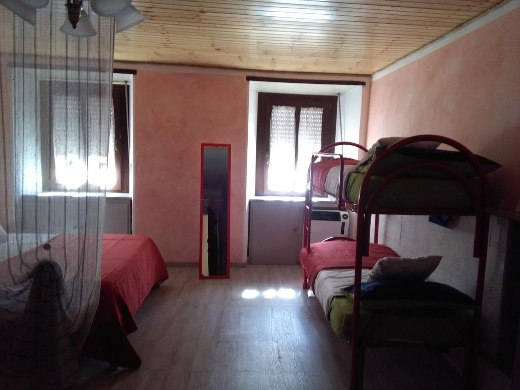 Apartments Il Delfino Aoste Extérieur photo